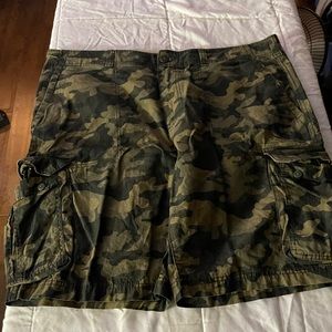 Good fellow camo shorts